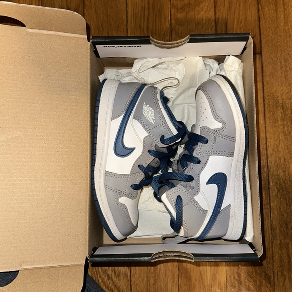 Jordan - Picture 4 of 4